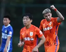 克雷洛博队关键时刻发挥稳定！赢得比赛关键！